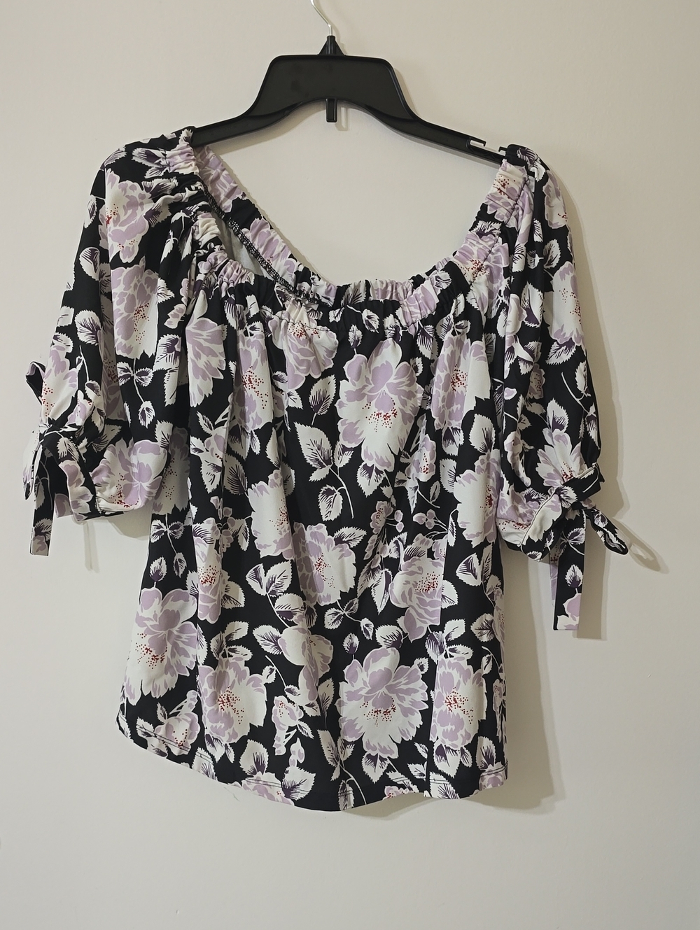 Floral Off-Shoulder Blouse in Black and Lilac